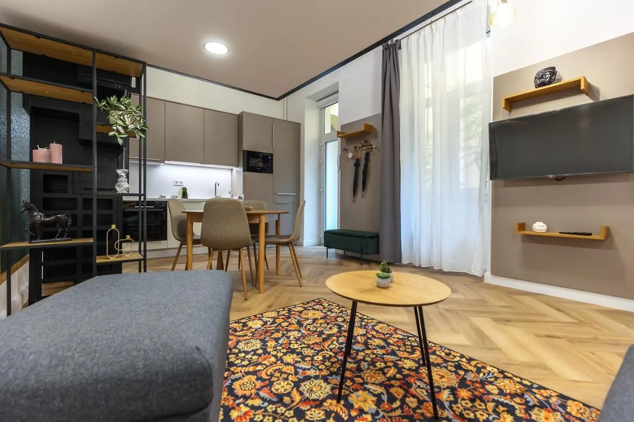 Downtown Luxury Apartment Budapest Hungría