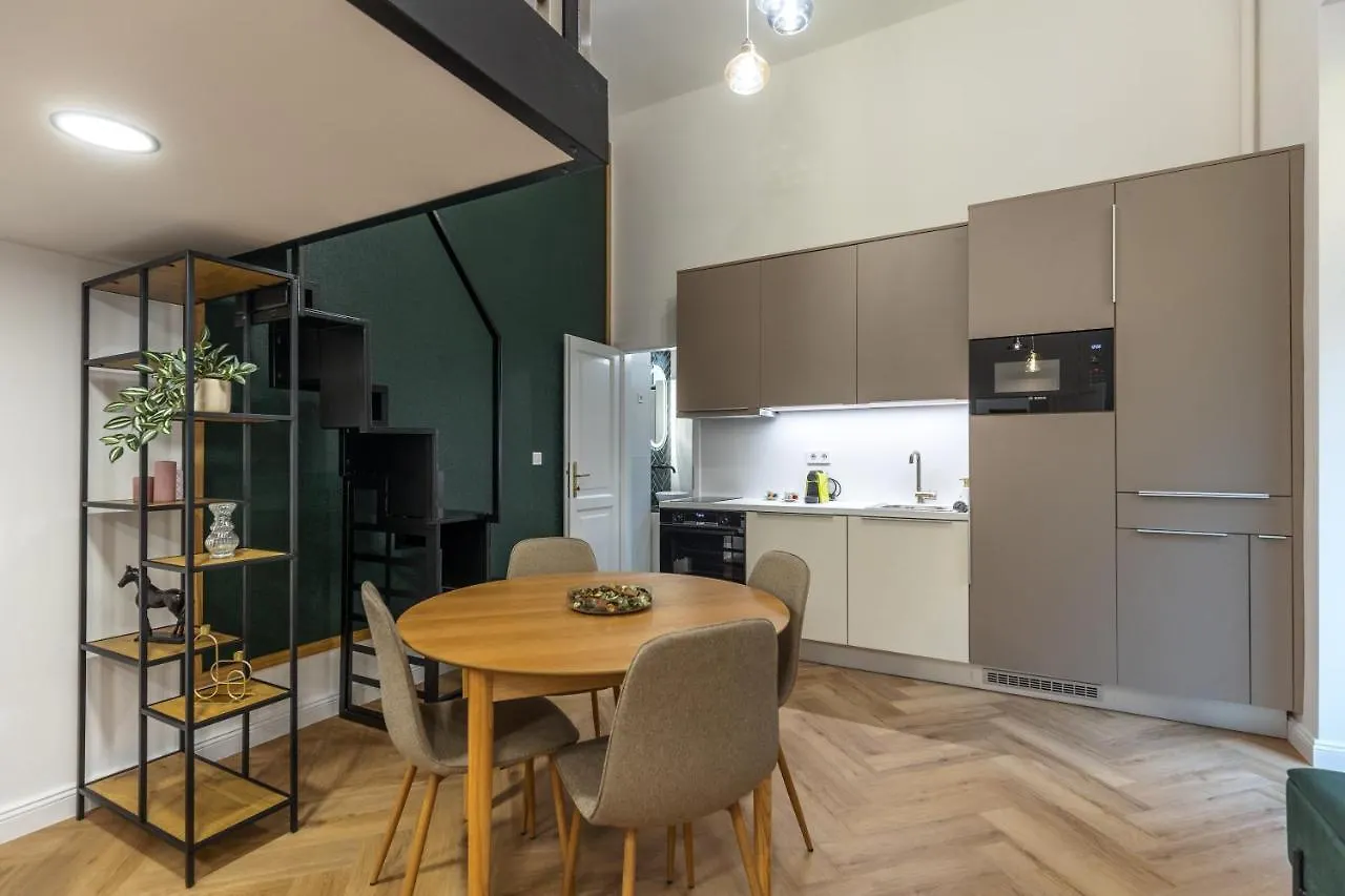 Downtown Luxury Apartment Budapest